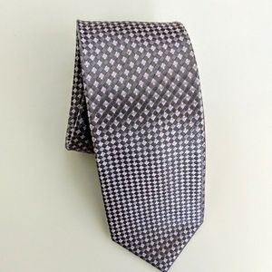 Michael Kors 100% Silk Necktie 59"